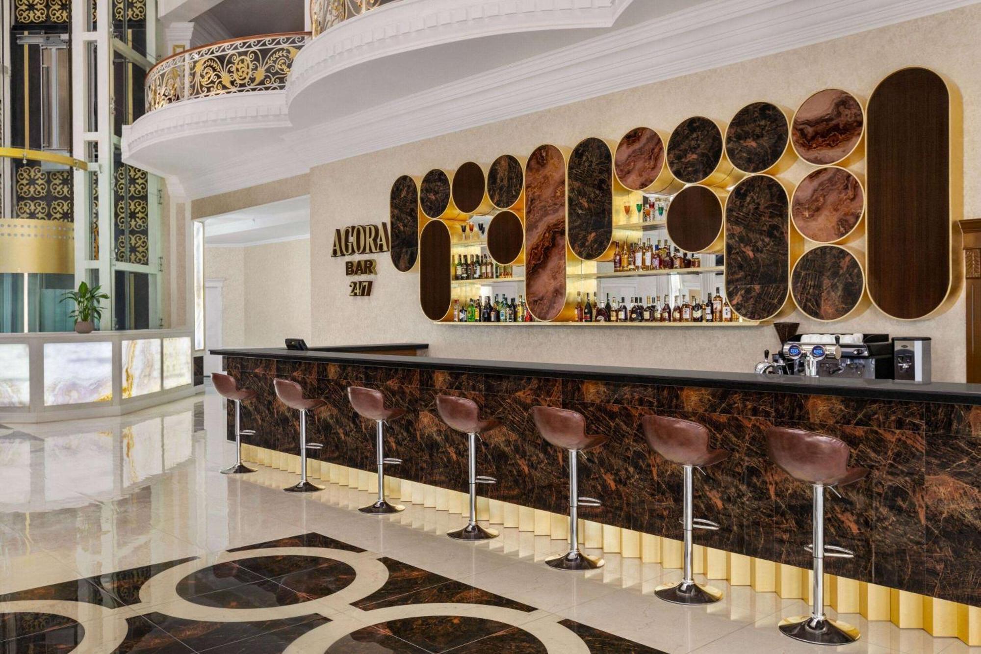 Ramada By Wyndham Shymkent Hotel Екстериор снимка