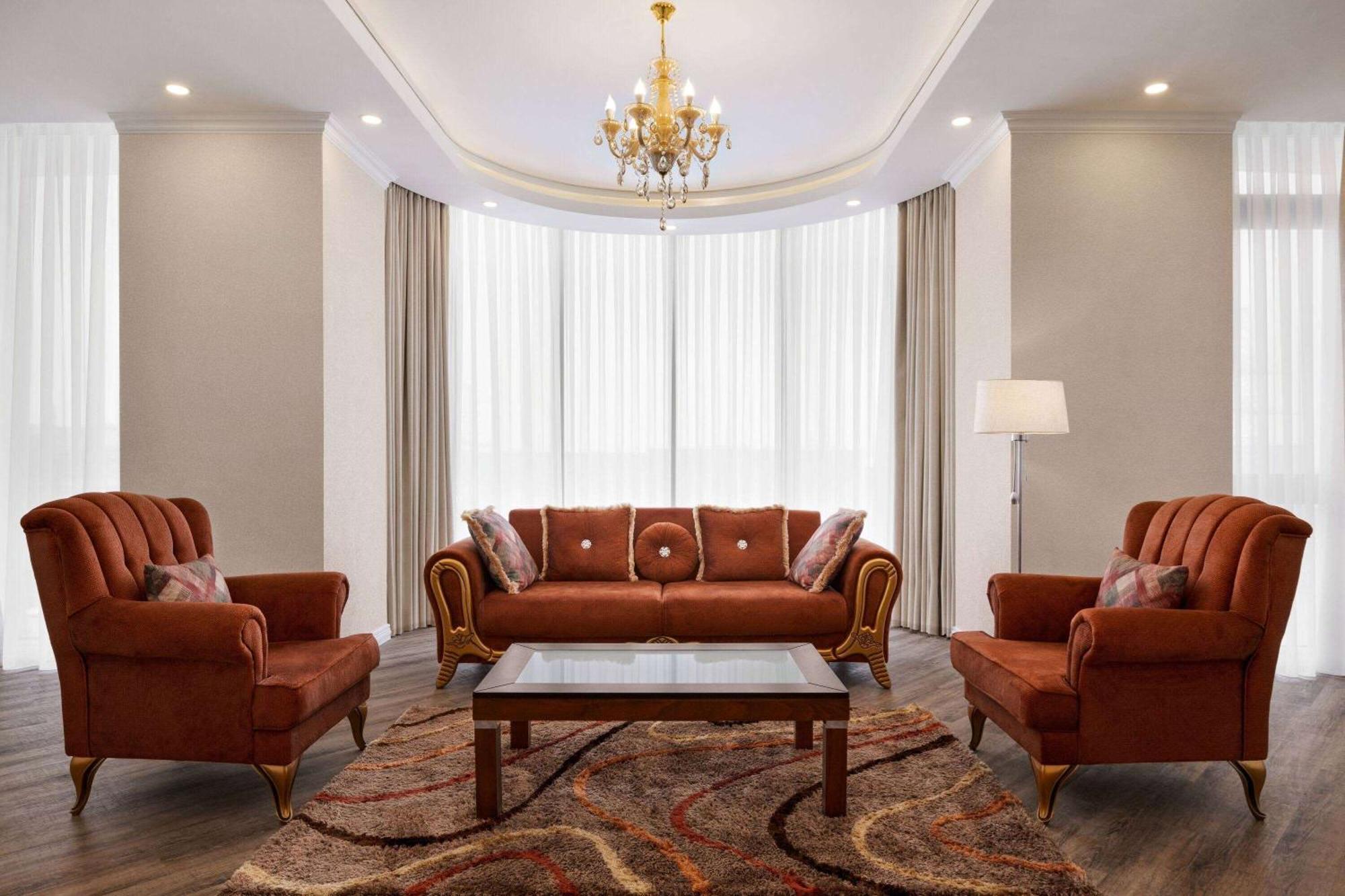 Ramada By Wyndham Shymkent Hotel Екстериор снимка
